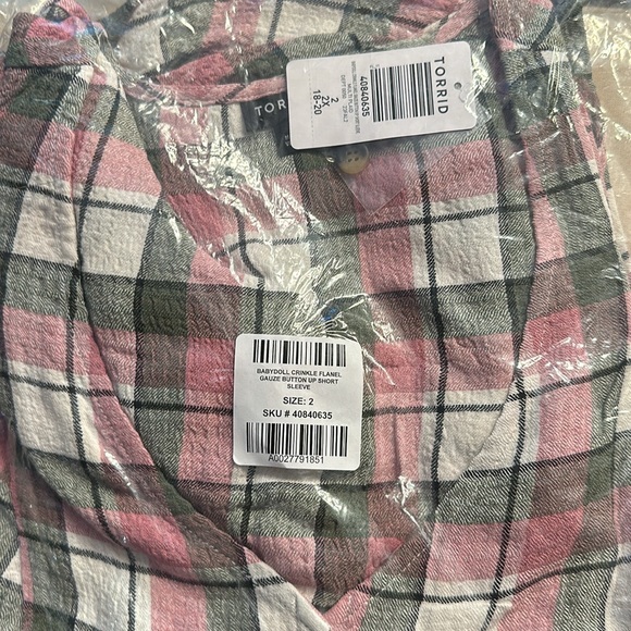 Torrid Pink & Green Plaid Babydoll Crinkle Flannel Gauze Button Short Sleeve NWT - Picture 8 of 8